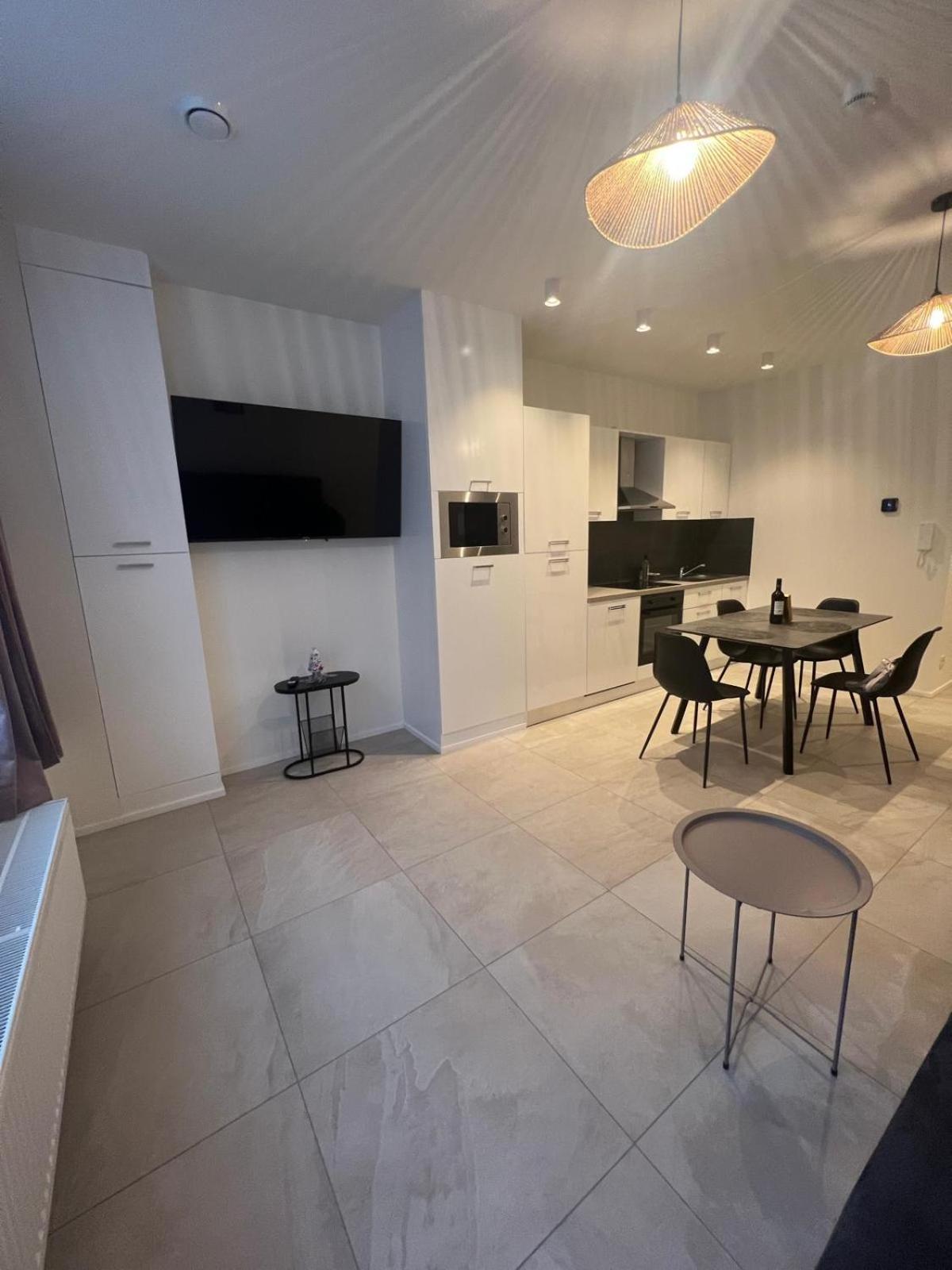 Ereva Seaside Cosy 1 Bedroom With Garden Oostende